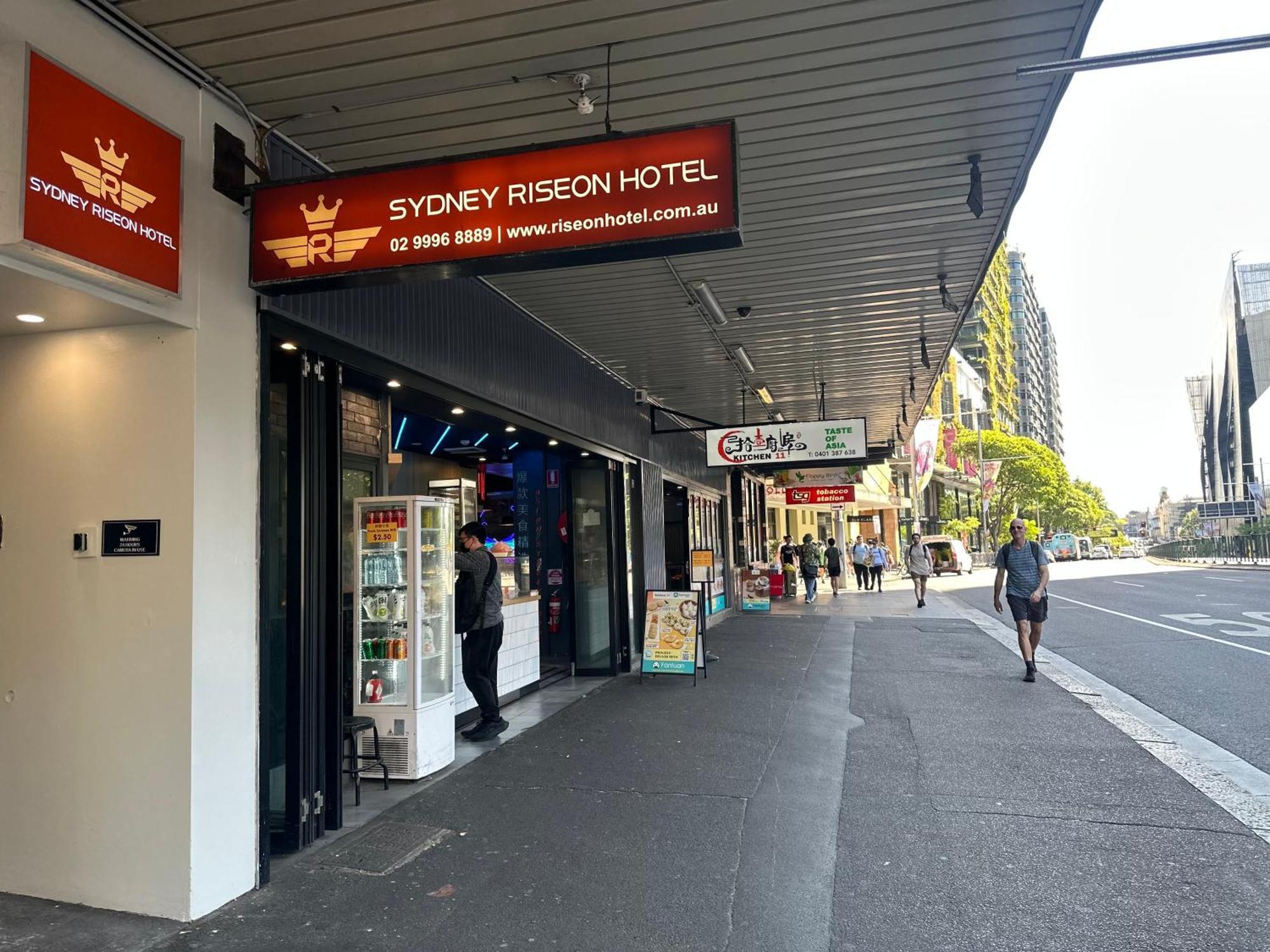 Sydney Riseon Hotel Buitenkant foto