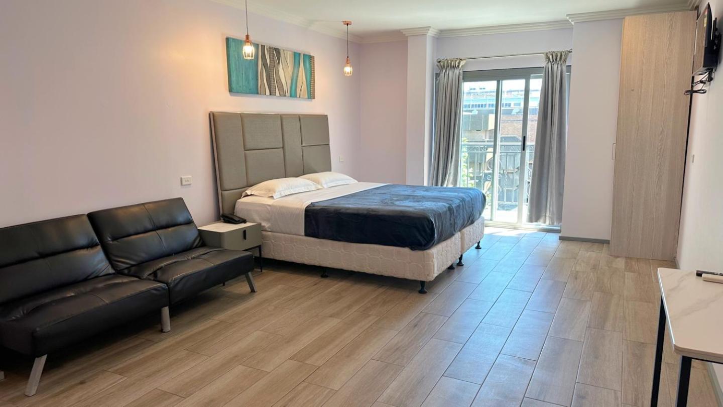 Sydney Riseon Hotel Buitenkant foto