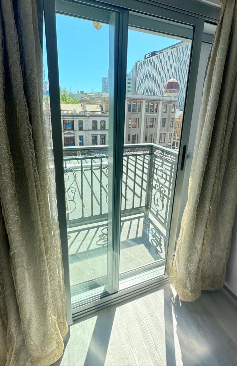 Sydney Riseon Hotel Buitenkant foto
