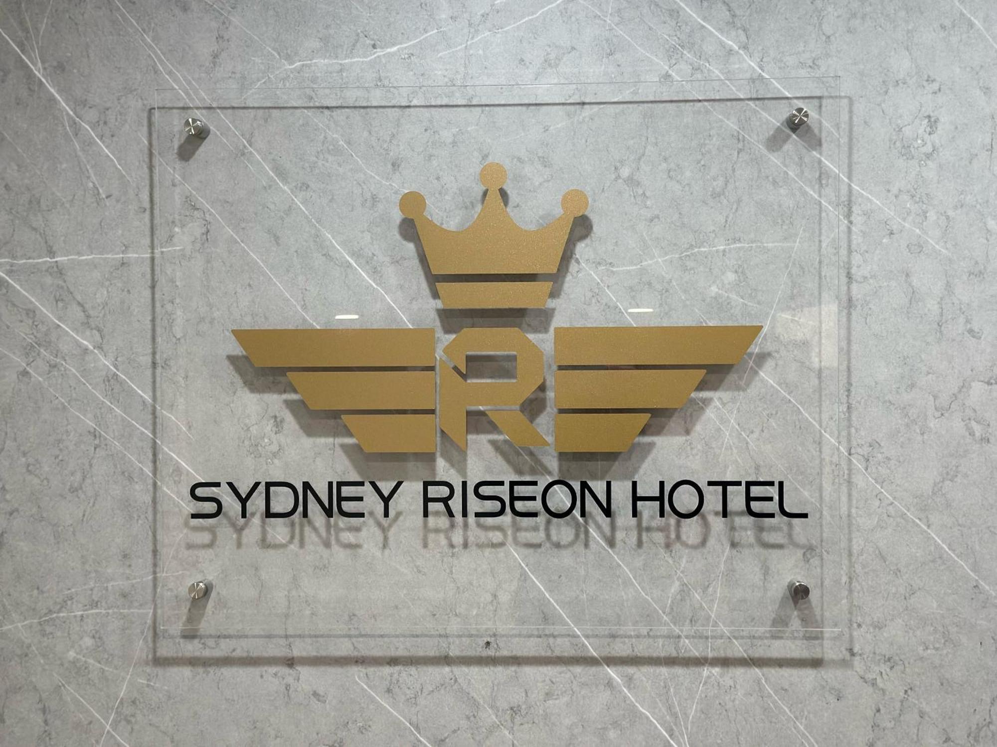 Sydney Riseon Hotel Buitenkant foto